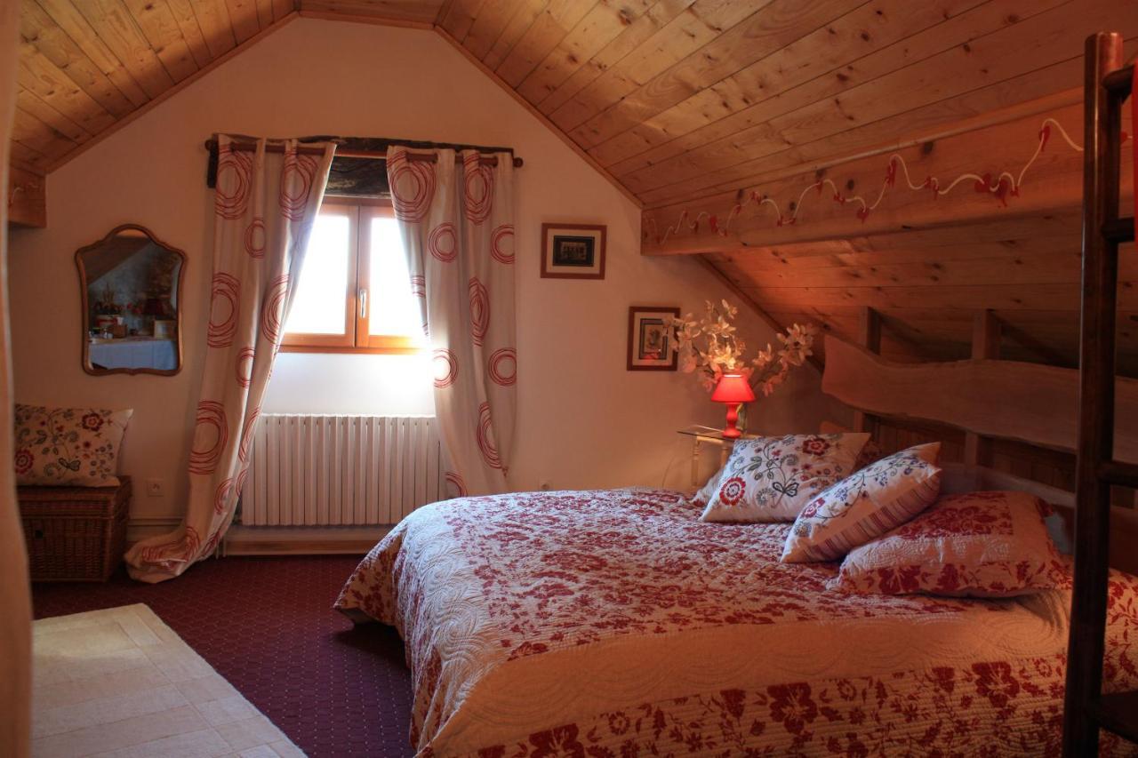 La Clairiere Du Moulin Bed and Breakfast Lepin-le-Lac Exterior foto